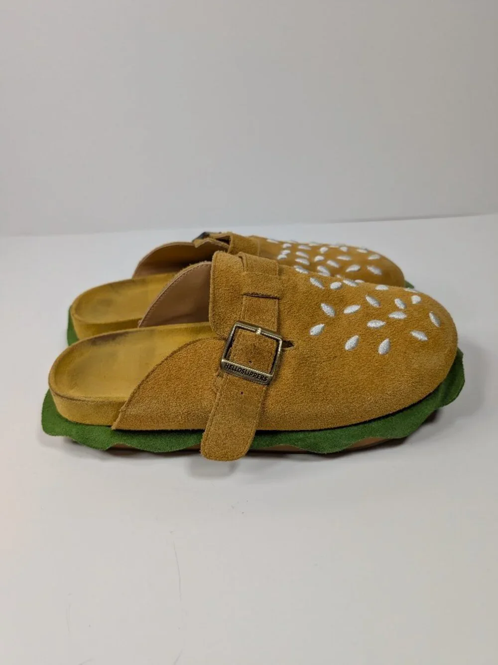 Great condition Burger Theme Hello Slippers brand shoes - size 38/8 - Picture 5 of 16